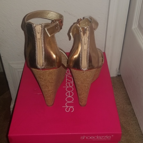 Rose Gold Wedge Sandles - Picture 3 of 3